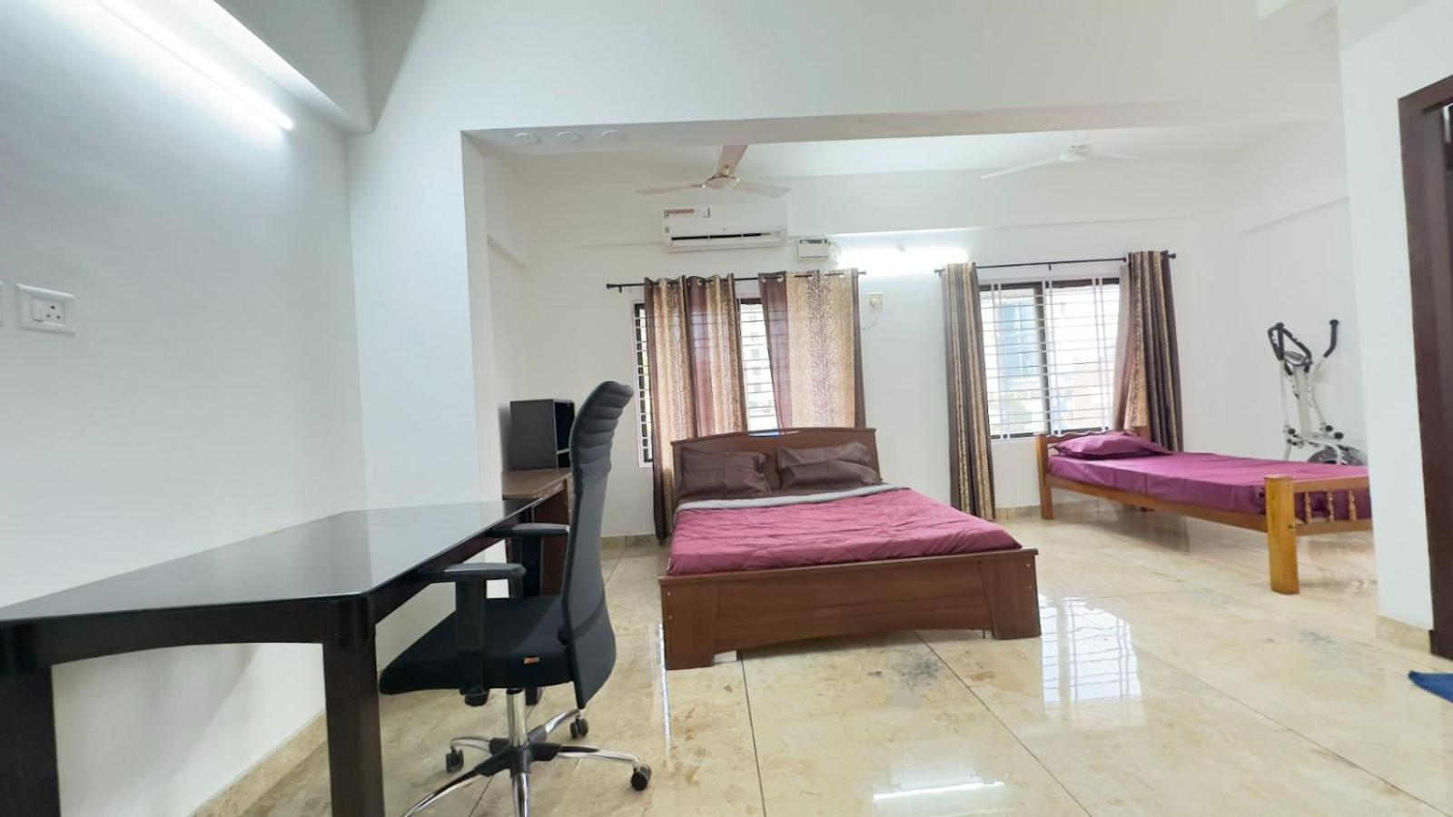 Downtown Manor-Panavila Thiruvananthapuram Exterior foto